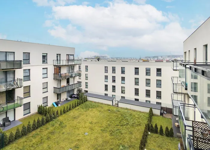 Stylish Two Bedroom Nasypowa By Renters Gdynia