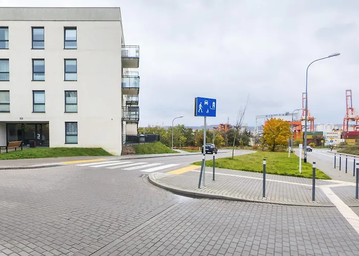 Apartamento Stylish Two Bedroom Nasypowa By Renters